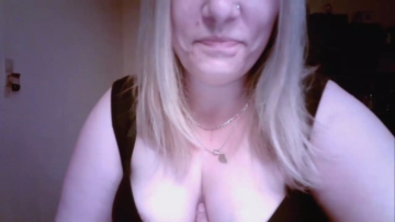 Wonderwxx 04-08-2021 Topless 